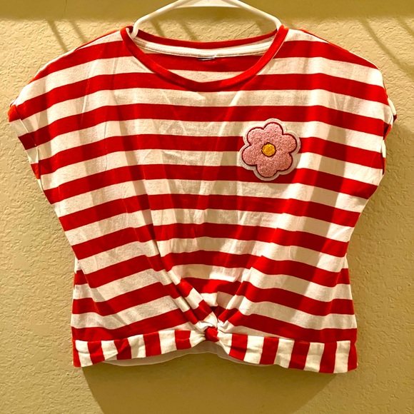 Girls Old Navy top with faux knot at hem - Size 10 - Picture 1 of 1